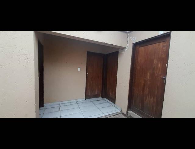 4 BEDROOM HOUSE FOR SALE IN DANVILLE